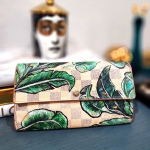 LV damier azur wallet